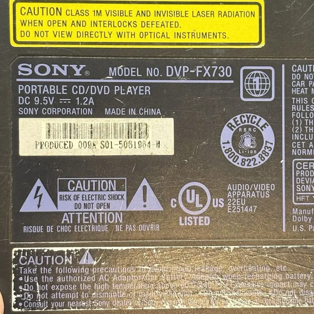Sony DVP-FX730 Portable DVD Player (7